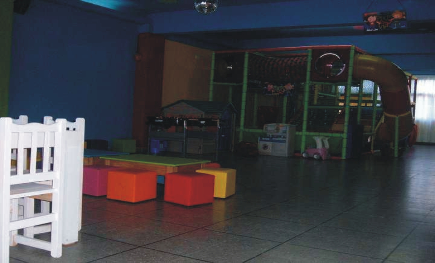 Salón pekes vip